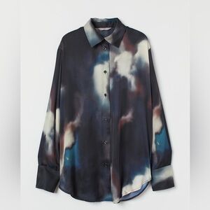H&M FRONT BUTTON SHIRT WITH SHEEN